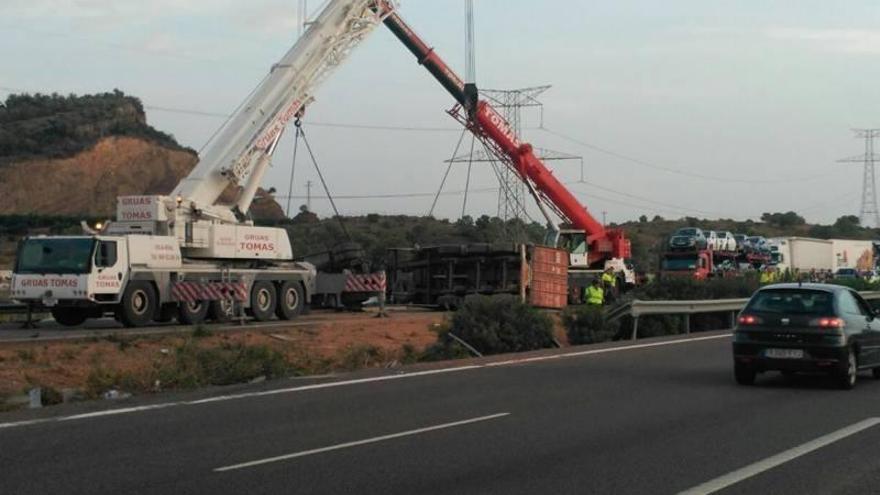 Aparatoso choque en almenara