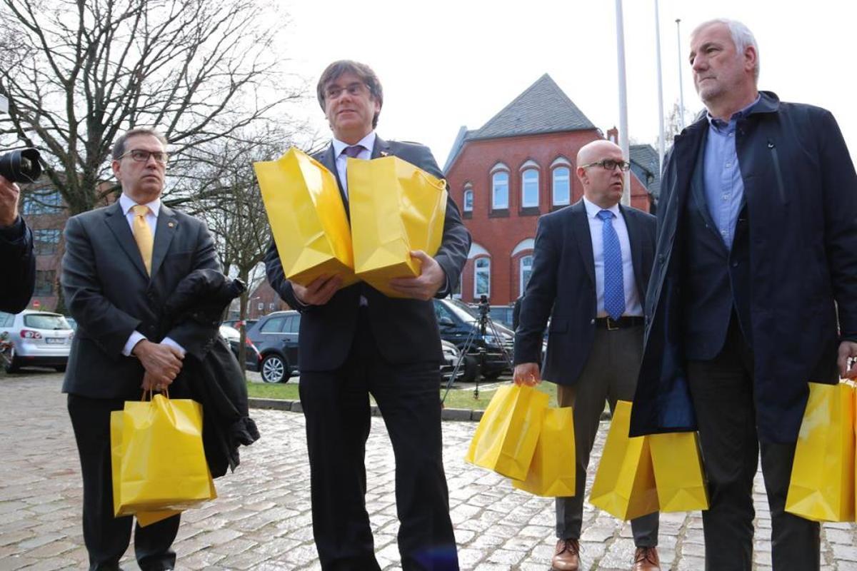 Puigdemont visita la presó alemanya de Neumünster Puigdemont visita la presó alemanya de Neumünster