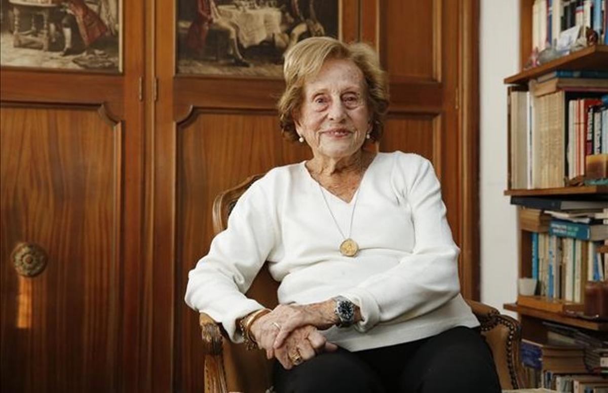 Montserrat Roura, a la seva casa de la rambla de Catalunya. Montserrat Roura, a la seva casa de la rambla de Catalunya.