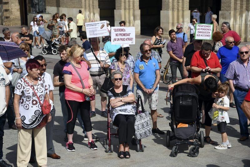 Concentración de pensionistas en Zaragoza