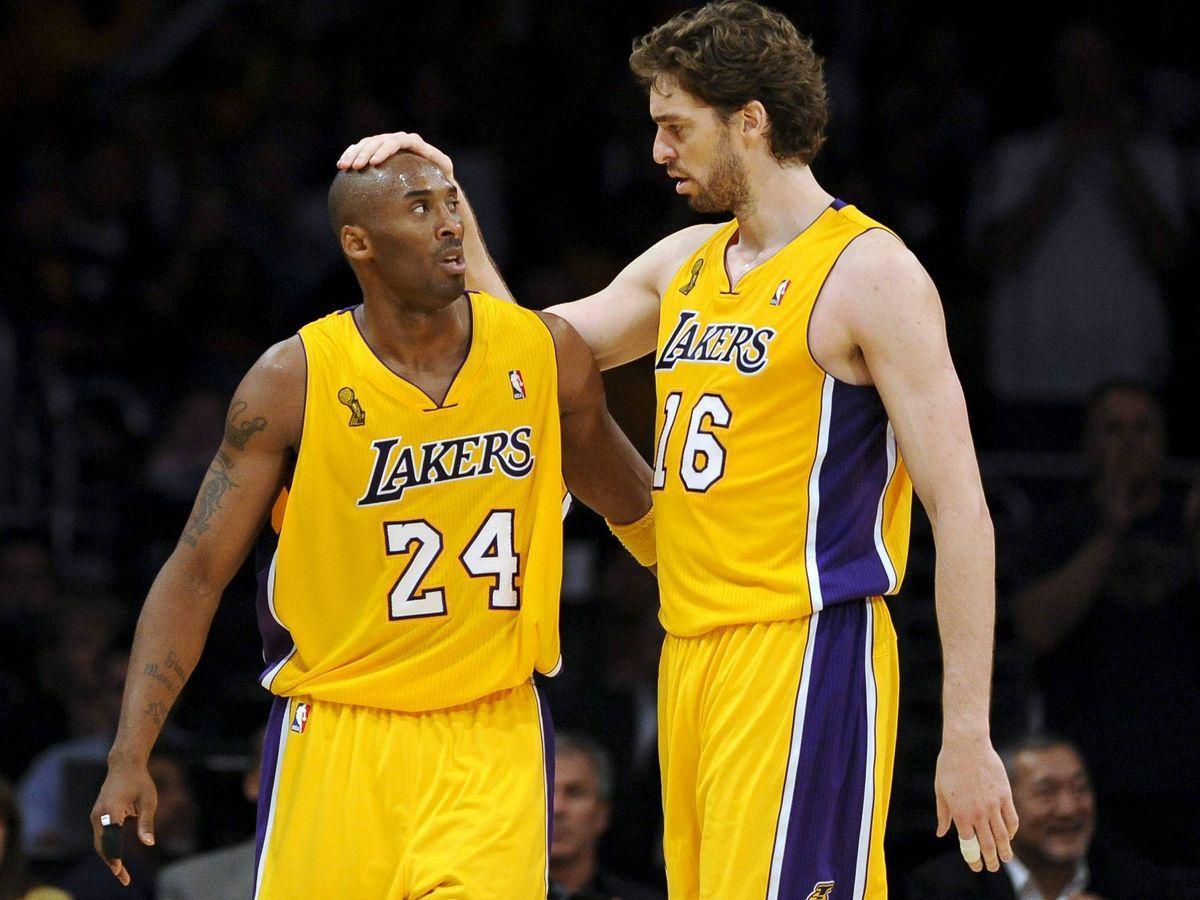 Kobe Bryant y Pau Gasol durante un partido de los Lakers.