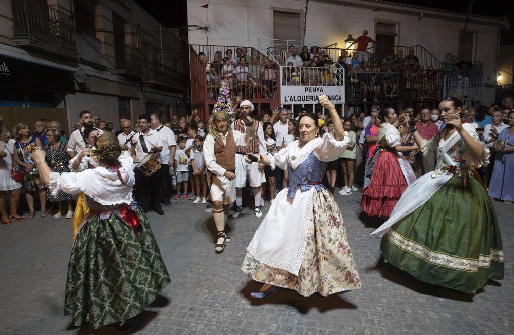 Dansà en las fiestas patronales de Canet d'En Berenguer.