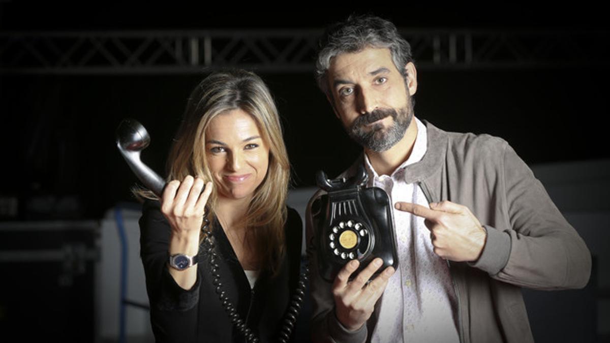Nuria Solé y Roger de Gràcia, presentadores de 'La Marató' de TV-3.