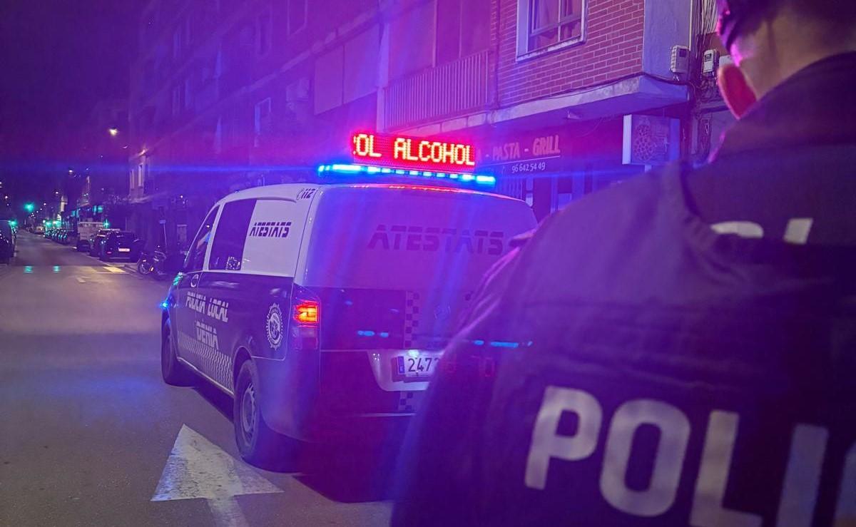 Control policial de esta pasada noche en Dénia