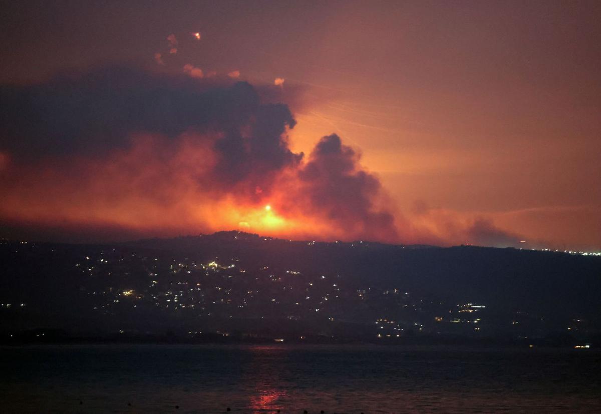 Israel i Hezbol·là eleven la tensió amb l’intercanvi de foc més gran en 20 anys Israel i Hezbol·là eleven la tensió amb l’intercanvi de foc més gran en 20 anys