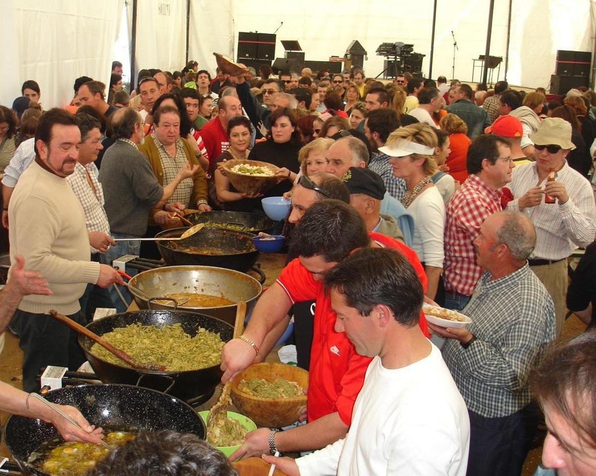 Imagen de una edición anterior de la sopa de los siete ramales.