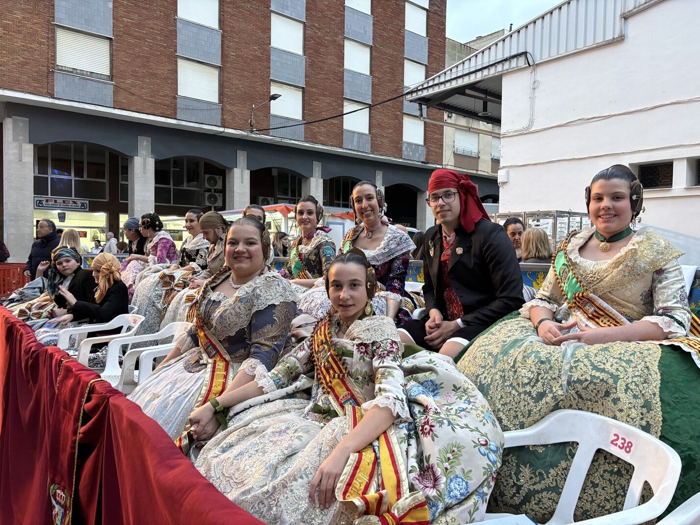 Así ha sido la cabalgata del Ninot de Benicarló