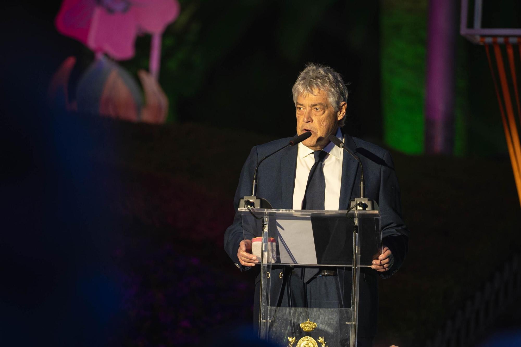 Caco Senante pronuncia el pregón de las Fiestas de Mayo