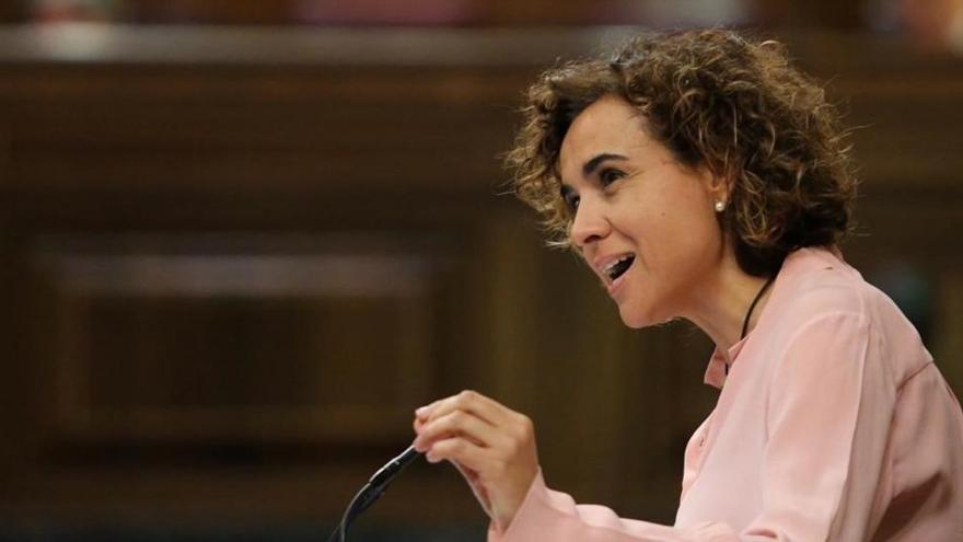 Montserrat: &quot;El Gobierno no va a dejar solo a ningún catalán&quot;