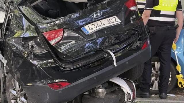Les restes del cotxe contra el qual va xocar el conductor temerari. | ACN