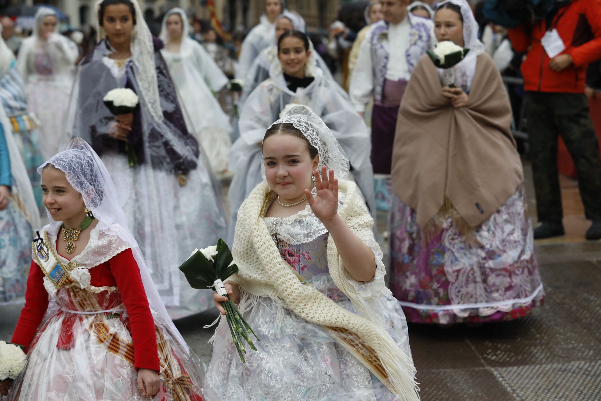 Búscate en el primer día de ofrenda por la calle de Quart (entre las 17:00 a las 18:00 horas)