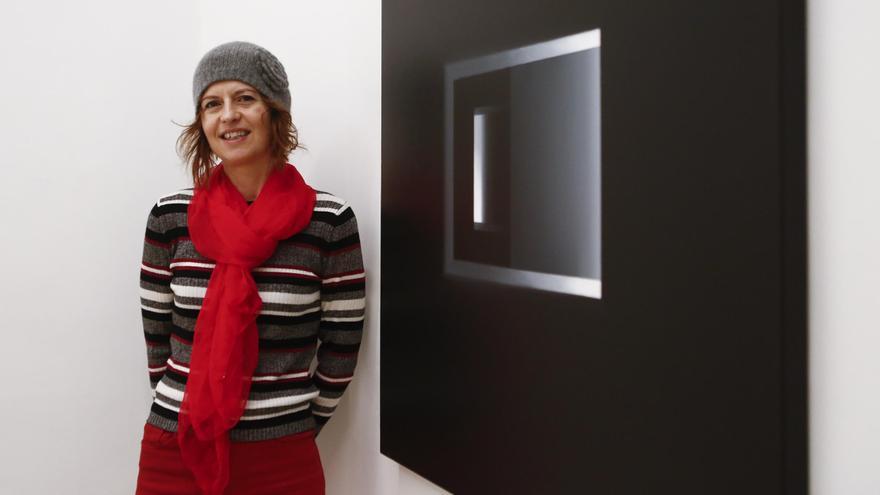 Mónica Dixon: “Estoy llevando lo figurativo al borde, al precipicio”