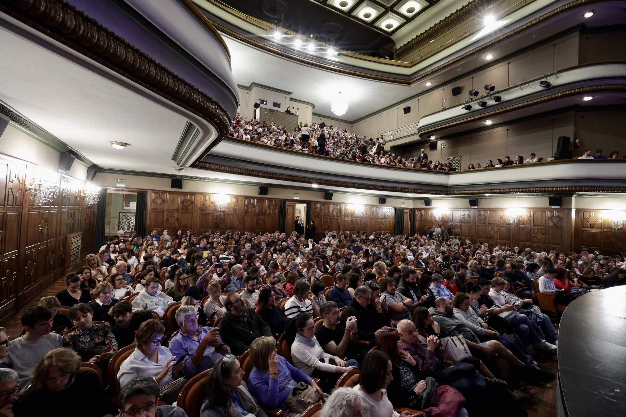 Oviedo disfruta de la Noche Blanca: así fueron las actividades que llenaron de cultura la ciudad