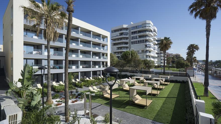 Andalucía tiene cuatro plazas de alojamiento turístico por cada 100 habitantes