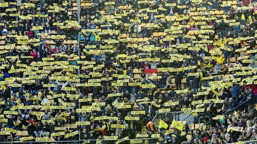 La ‘marea grogueta’, preparada para invadir Montilivi y Mestalla