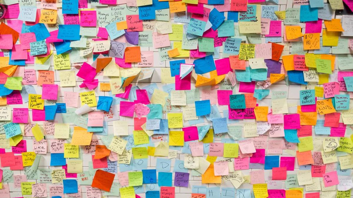 Aunque el post-it se creó en 1968, no saltó a la fama hasta 1974.