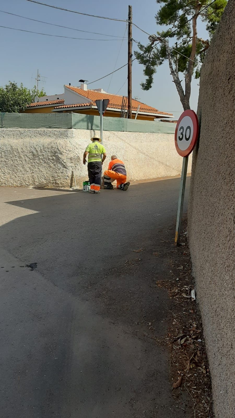 Galería: El GPS tiende una trampa a los camioneros en un municipio de Castellón