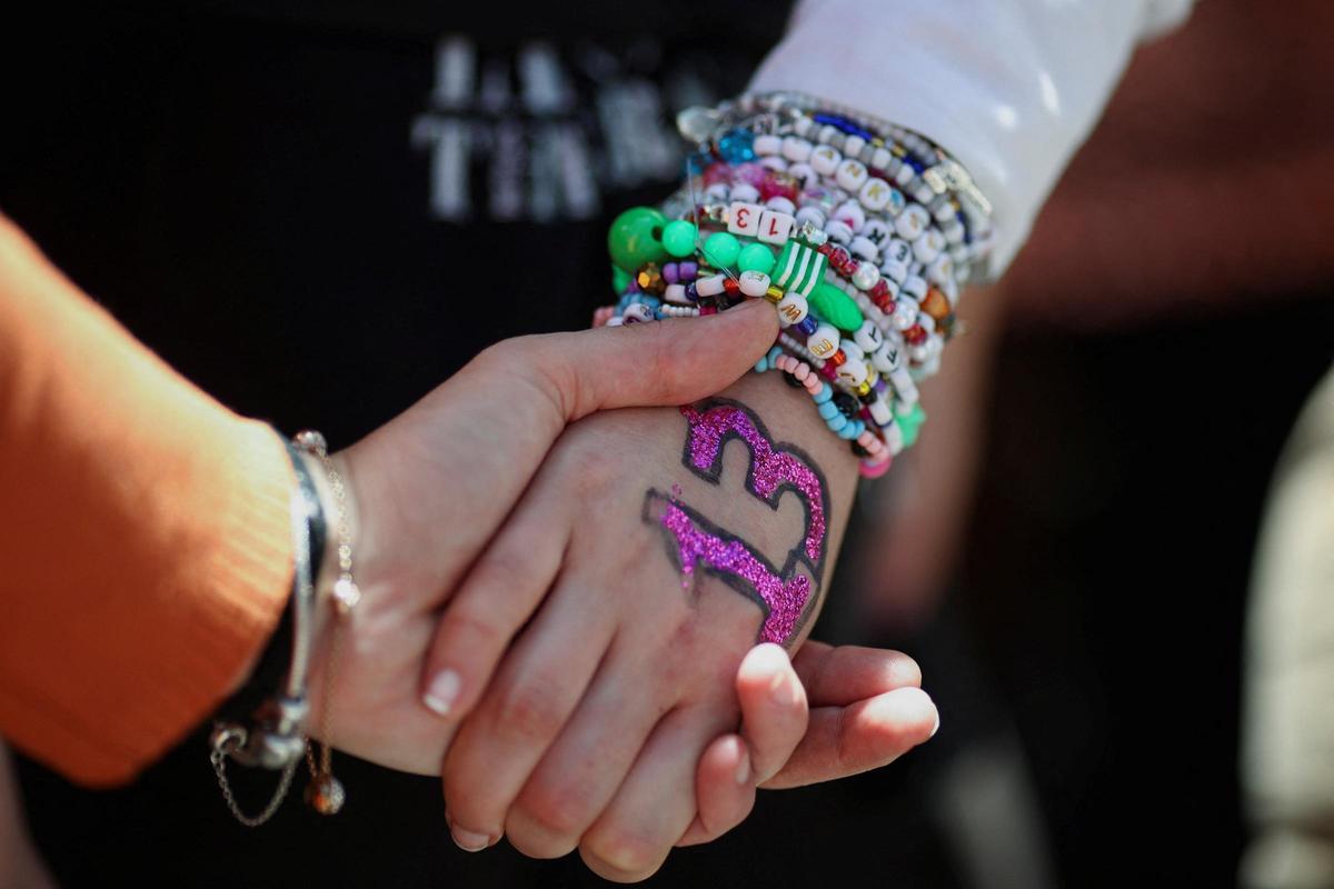 Fans de Taylor Swift en su concierto en Buenos Aires