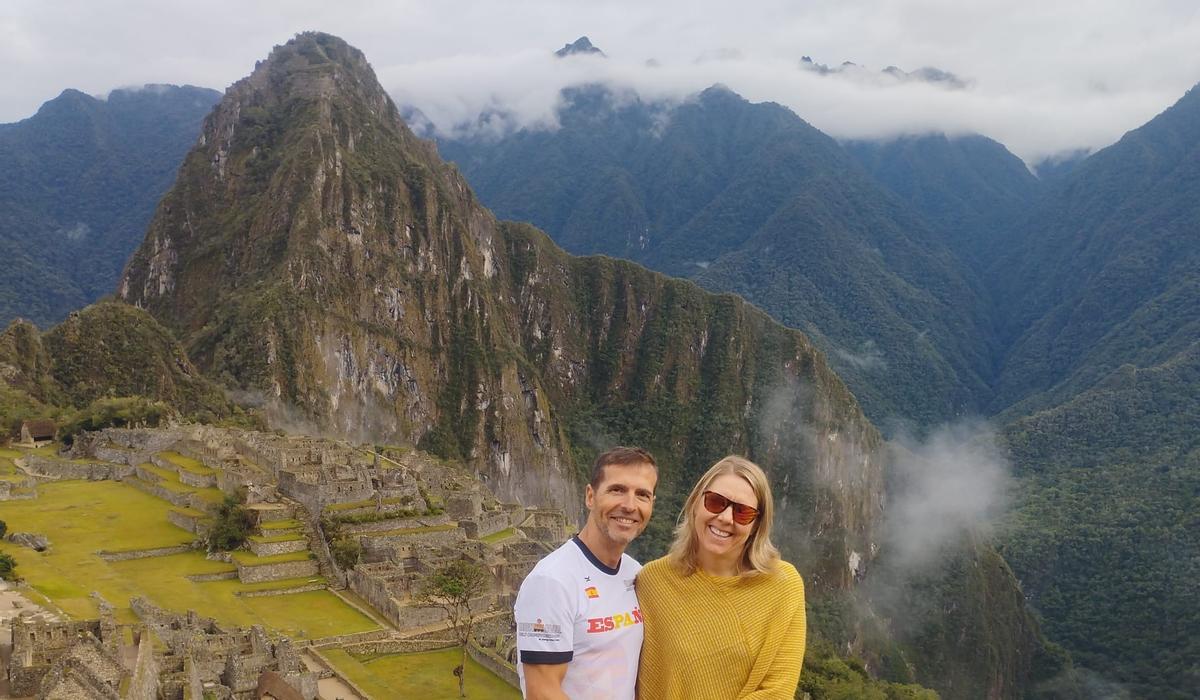 Vera y Andrés, en el Valle Sagrado de Perú.