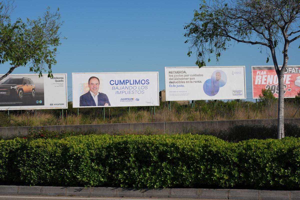 CASTELLON. RONDA ESTE. VALLA PUBLICITARIA DEL PARTIDO POPULAR PP. PRESIDENTE PEREZ LLORCA