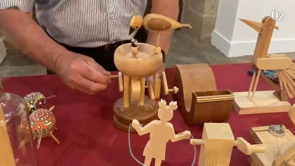 Casi mil horas para una sola pieza: el arte en madera de Vicente Vaquero se expone en Zamora