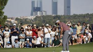 MADRID, 09/10/2022.- El golfista español Jon Rahm, este domingo durante la última jornada del Abierto de España, torneo del circuito europeo de golf (DP World Tour), que se disputa en el Club de Campo de Madrid. EFE/Luis Tejido