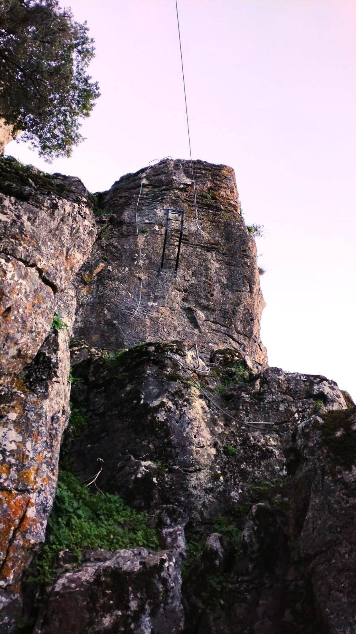 Tirolina de El Hacho, en Gaucín.