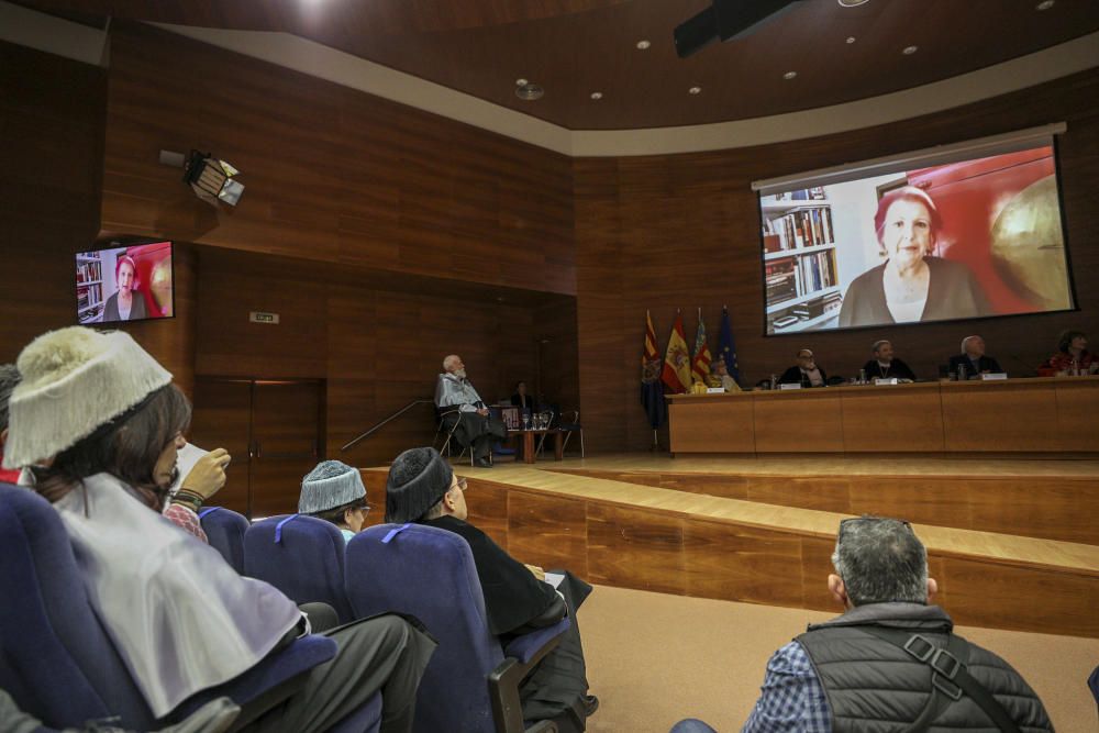 La UMH inviste doctor honoris causa a Ramón Lobo