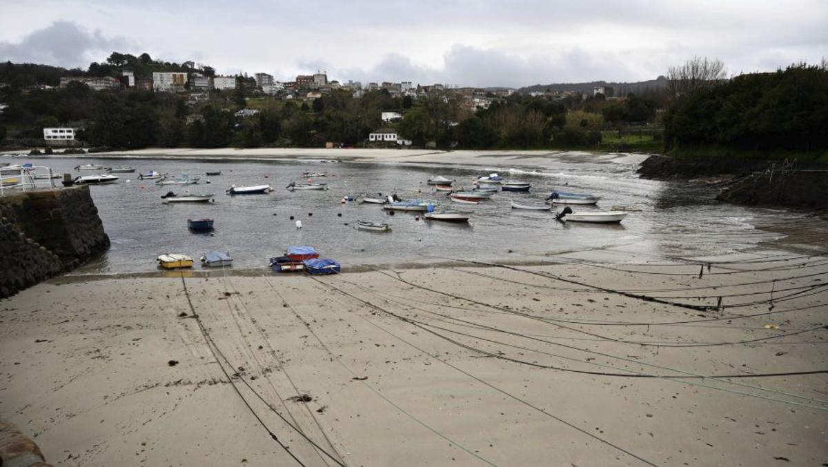 Playa de Portocelo, que ha perdido gran cantidad de arena. | |