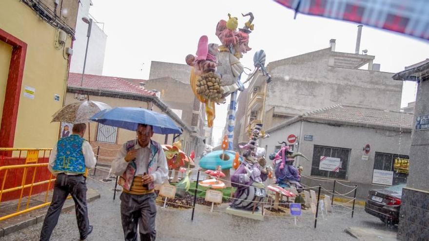 La lluvia también hizo acto de presencia durante los festejos de 2017