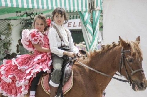 El desfile ecuestre toma el Real de Torrevieja