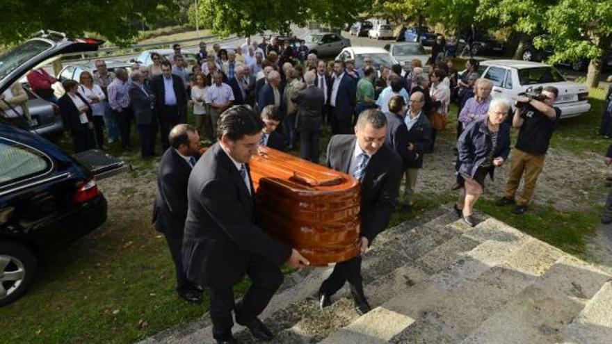 El homicida del septuagenario de Ourense lo acuchilló cinco veces en la cama