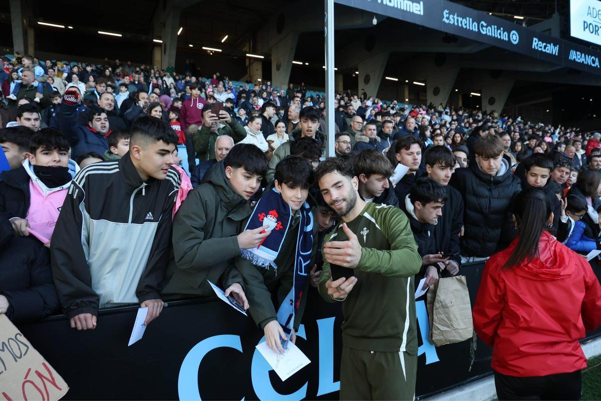 Un regalo de los 'Reyes celestes': fiesta en el entreno a puertas abiertas en Balaídos