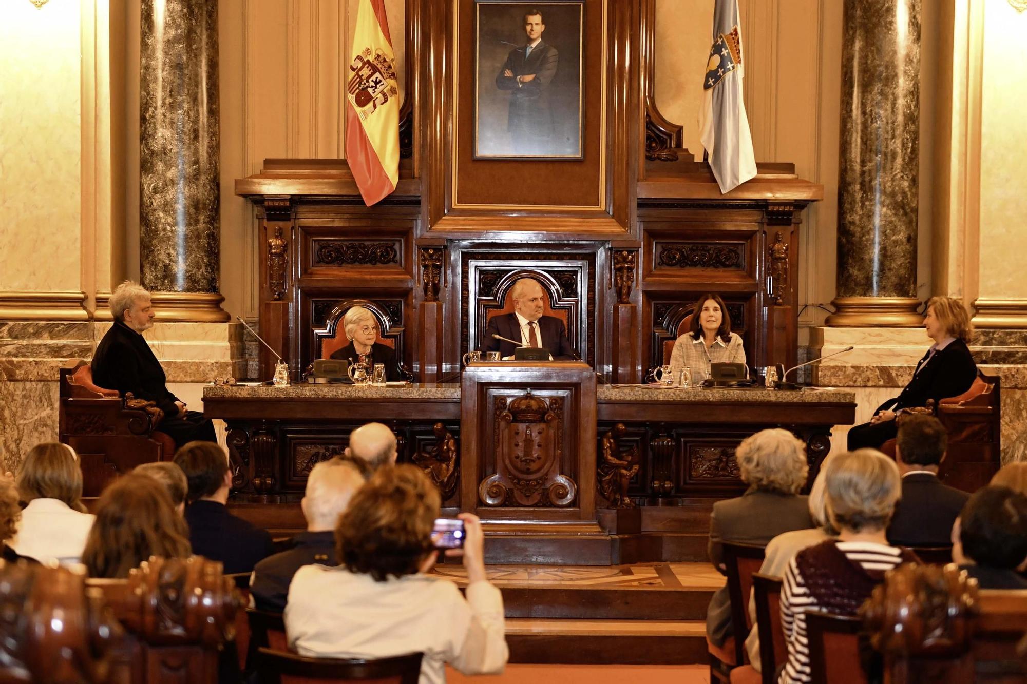 Olivia Rodríguez ingresa en el Instituto José Cornide
