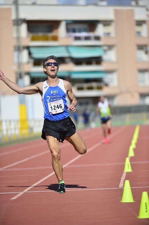 Pruebas de atletismo nacional en la pista de atletismo de Cartagena este domingo