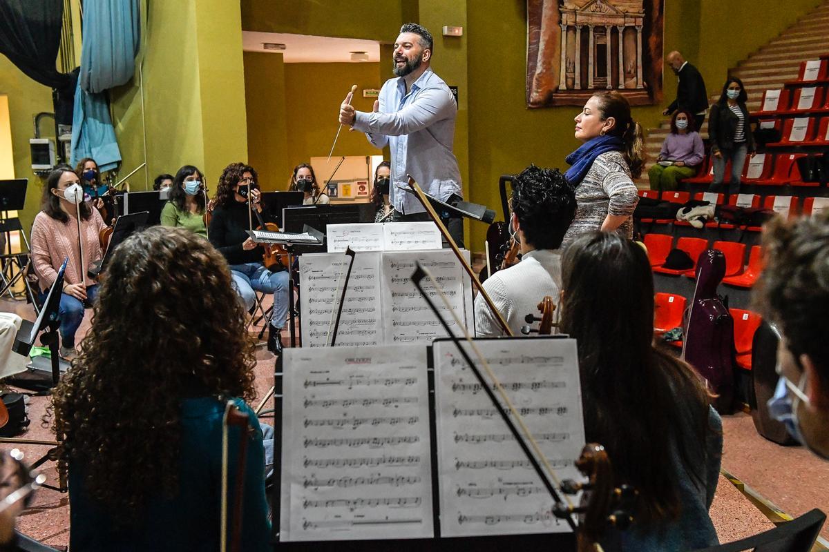 Reportaje a la Orquesta Comunitaria de Gran Canaria Reportaje a la Orquesta Comunitaria de Gran Canaria