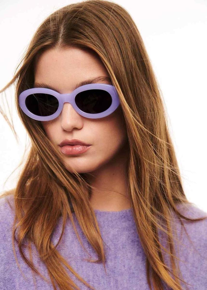 Gafas de color morado de Mango