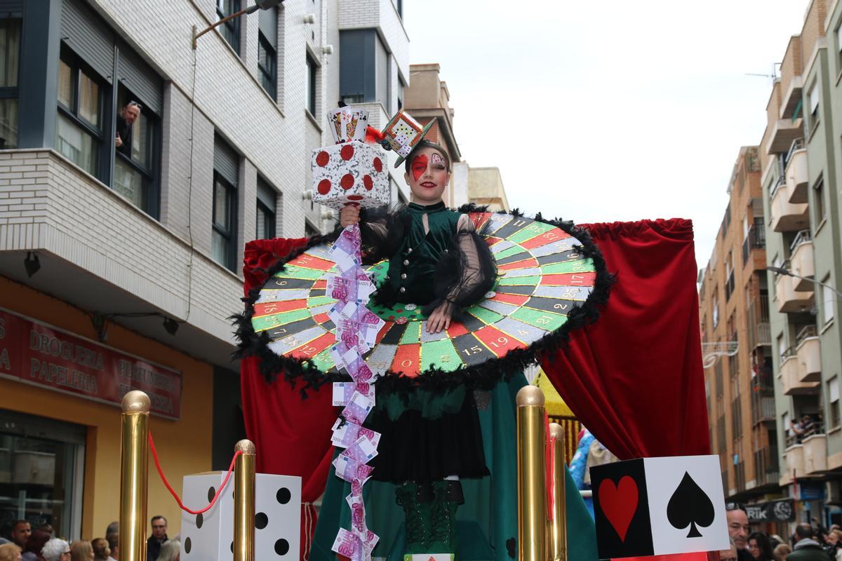 Las mejores imágenes de la Cabalgata del Ninot Infantil de Burriana 2026
