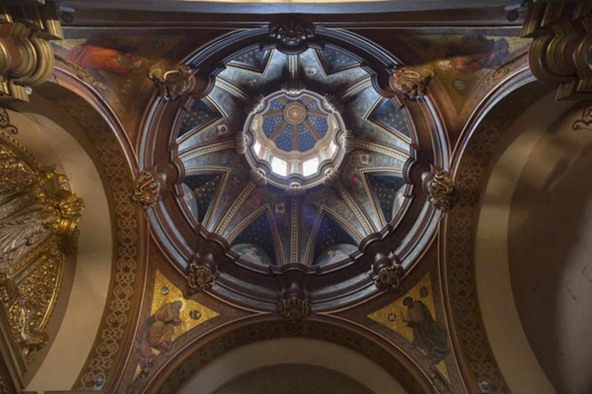Interior de la Iglesia de Sant Pere.