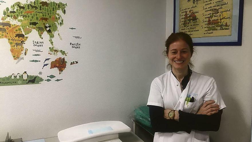 Ana Moráis, en su consulta en el Hospital de La Paz.