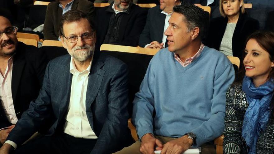 Rajoy junto a García Albiol y Andrea Levy.