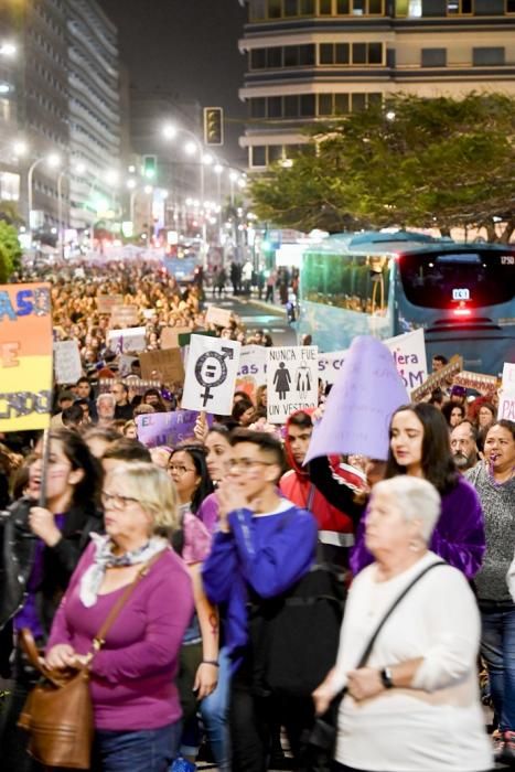 GENTE Y CULTURA 07-03-19  LAS PALMAS DE GRAN CANARIA. 8M Día Internacional de la Mujer. Manifestación por el 8M Día Internacional de la Mujer. FOTOS: JUAN CASTRO