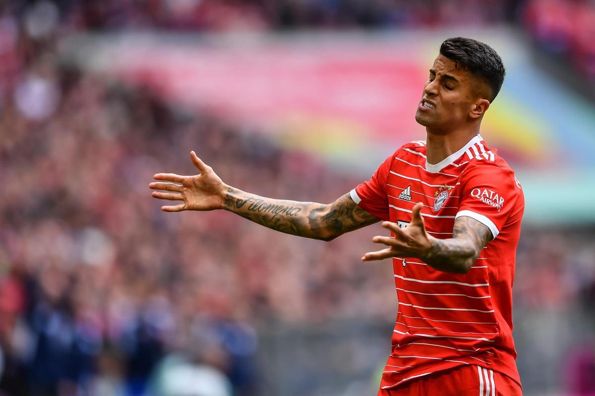 Joao Cancelo: El Bayern no parece dispuesto a pagar lo que pide el Manchester City por Cancelo, por lo que el portugués presumiblemente no seguirá en Baviera