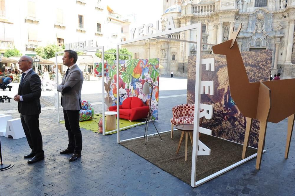 Yecla presenta en Murcia su 55 Feria del Mueble