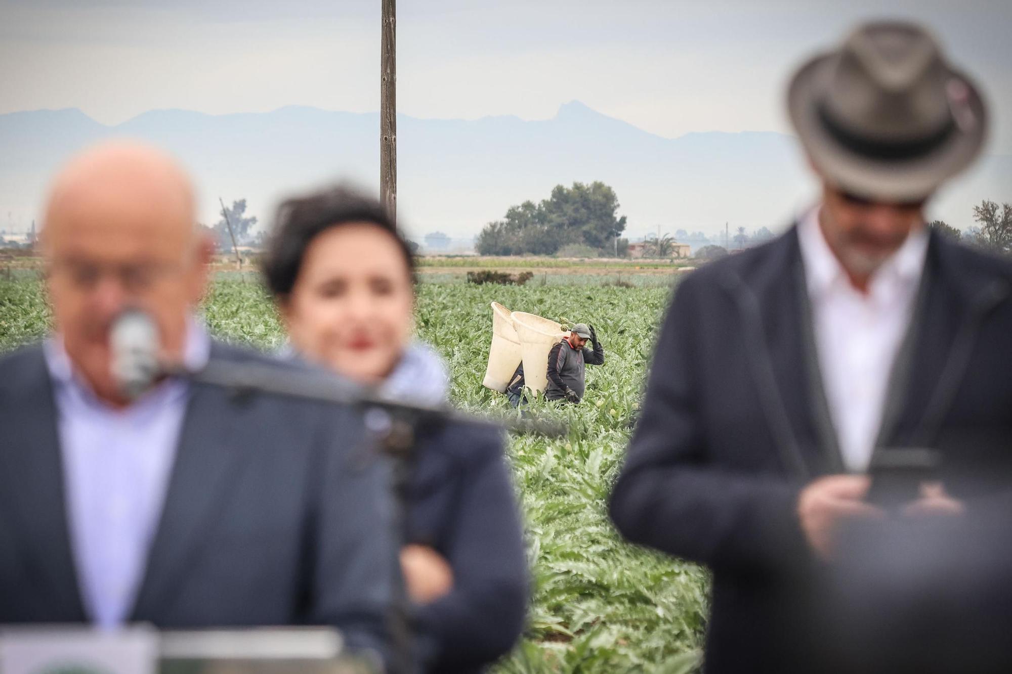 La chef Aurora Torres inaugura la temporada de la alcachofa