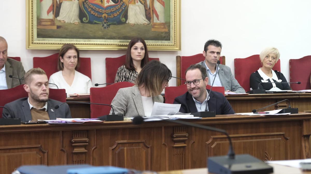 Bancada socialista en el pleno de Elche