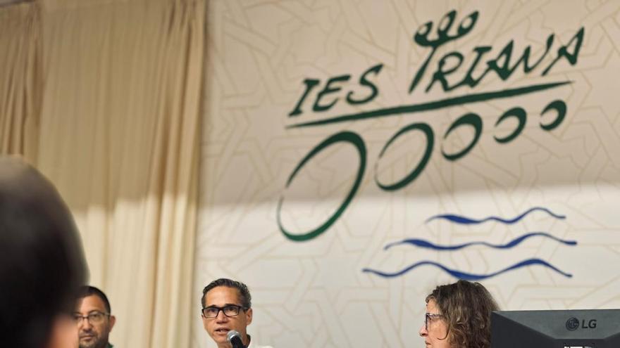 Las familias del IES Triana mantienen el pulso a Educación: exigen recuperar las dos aulas suprimidas si superan los 30 alumnos por clase