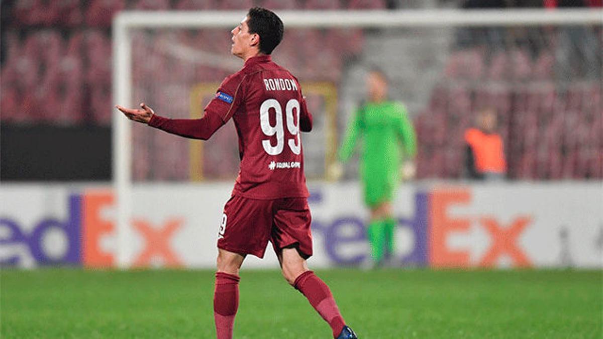 El gol de Mario Rondón que dio la victoria al Cluj frente al Rennes