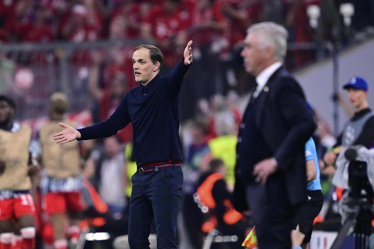 Thomas Tuchel, entrenador del Bayern, junto a Carlo Ancelotti, del Real Madrid, en la ida de semifinales de Champions.