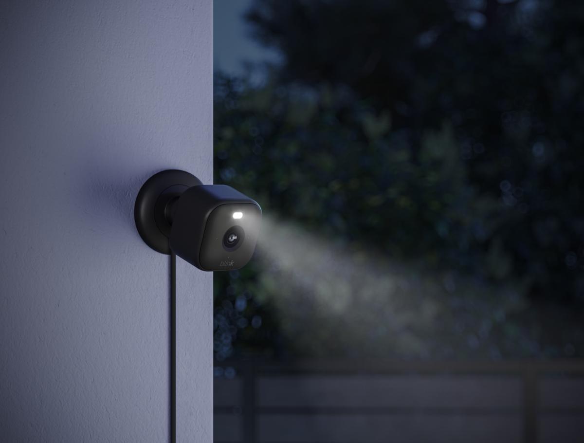 Blink Mini 2: así es la cámara de seguridad barata para el exterior